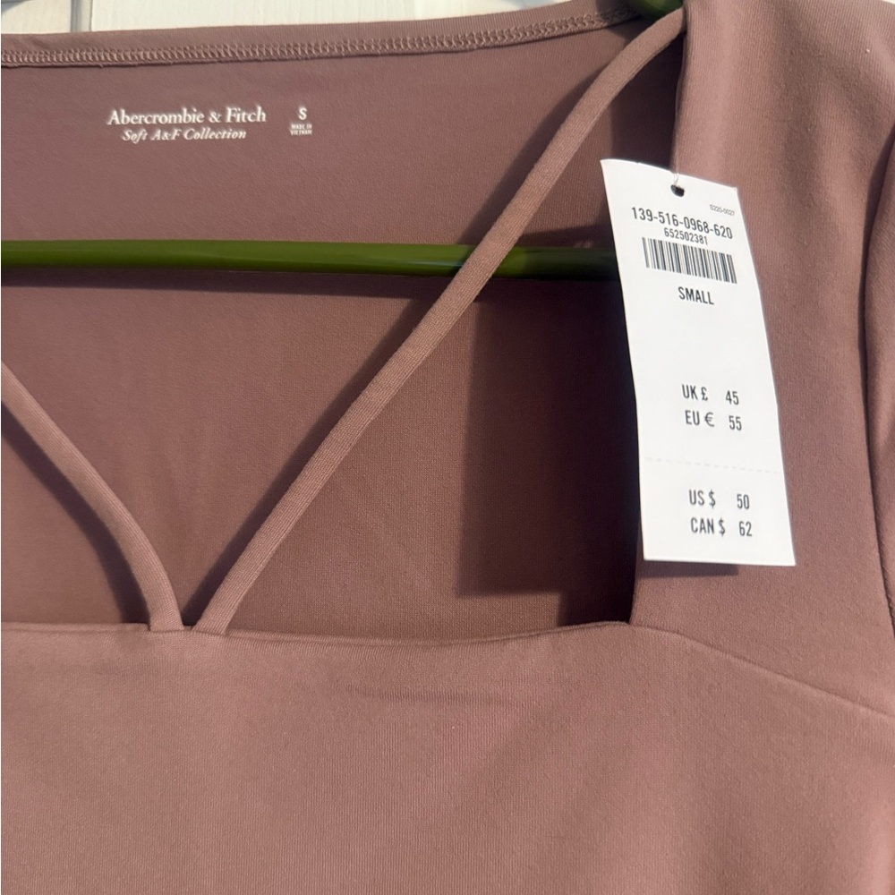 NWT Abercrombie & Fitch Dusty Pink Bodysuit size small - Picture 2 of 3